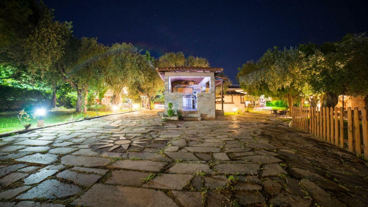 Aneton Apart otel Chrysi Ammoudia Dış mekan fotoğraf